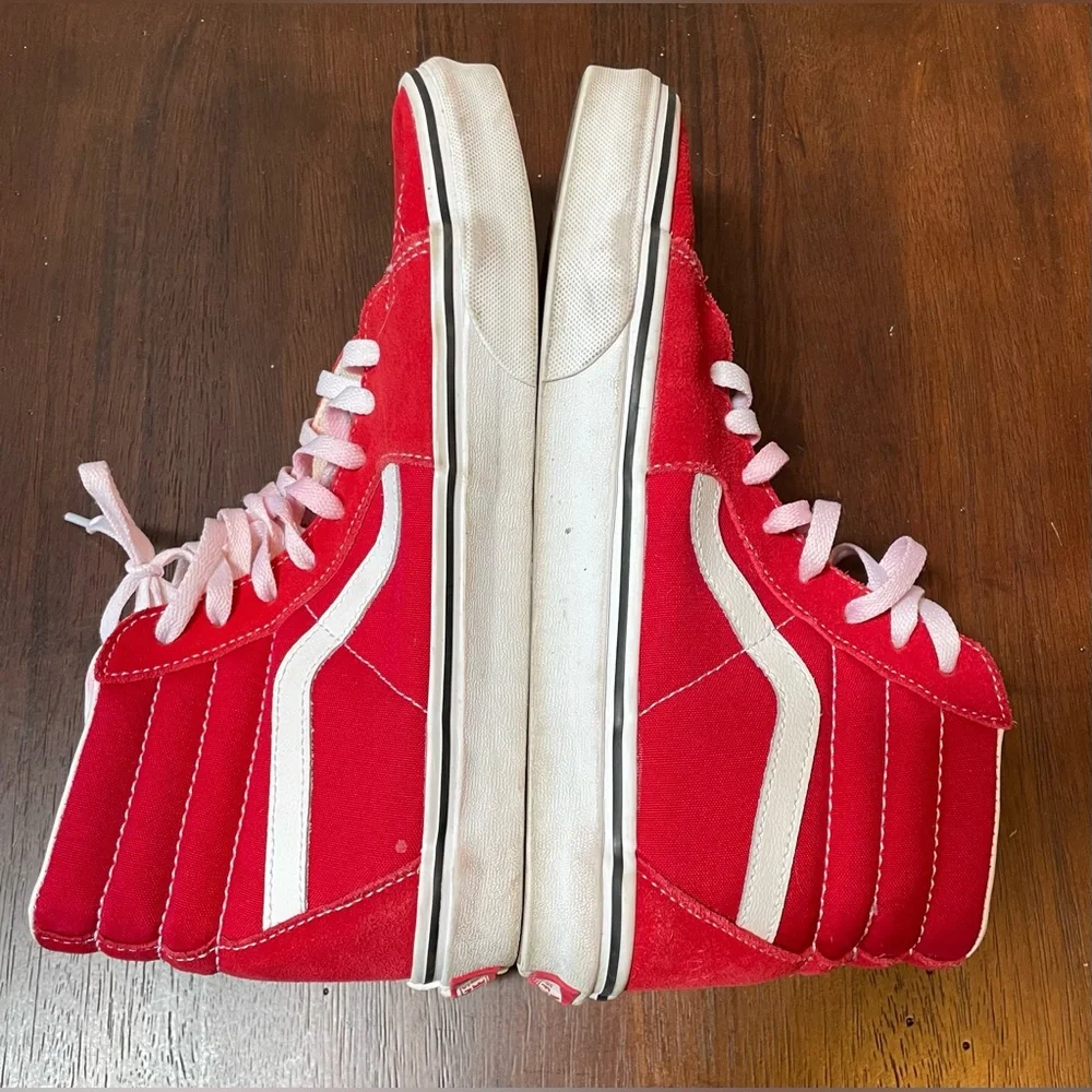 Vans * Sk8-Hi Shoes / Hi-Top Sneakers, Red / White, Men’s  8.5 / Women’s 10